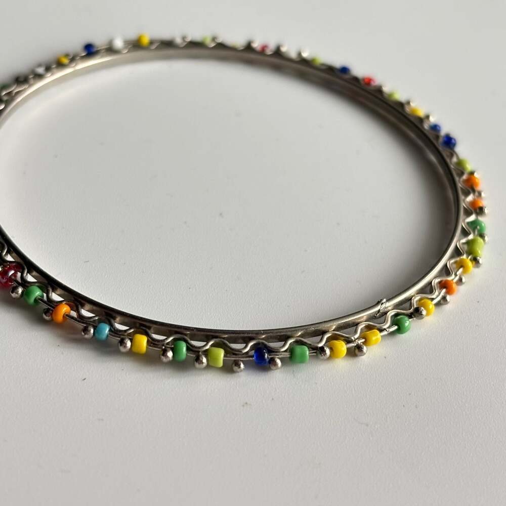 Multicolor Beaded Silver Tone Metal Bangle Bracelet